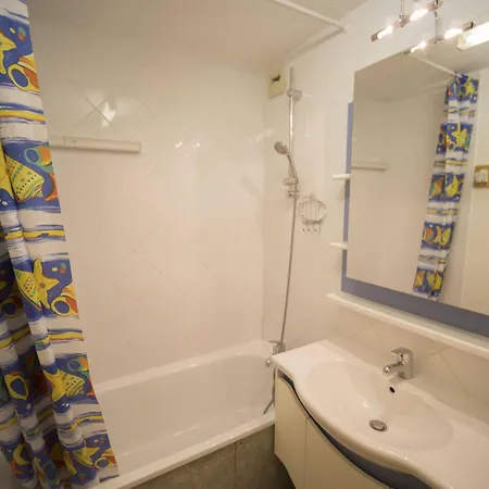 Lumineux 2 Pieces A Creve Coeur, Proche Pistes Et Commerces - Fr-1-356-271 Apartment